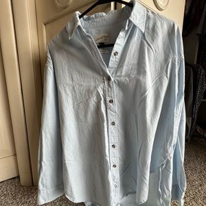 Women’s button down